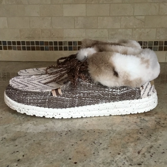 NEW Hey Dude Britt Boho Chevron Faux Fur Trim Shoes - Picture 7 of 15